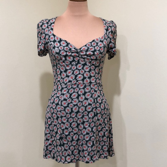 Zara Trafaluc 90s Green Floral Puff Sleeve Sweetheart Skater Mini Dress Size M - Picture 2 of 9